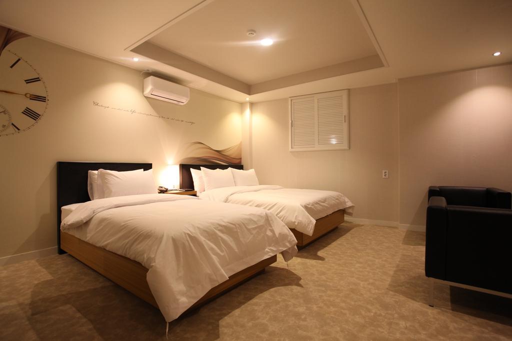 New Suwon Hotel מראה חיצוני תמונה