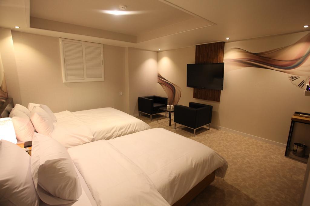 New Suwon Hotel חדר תמונה