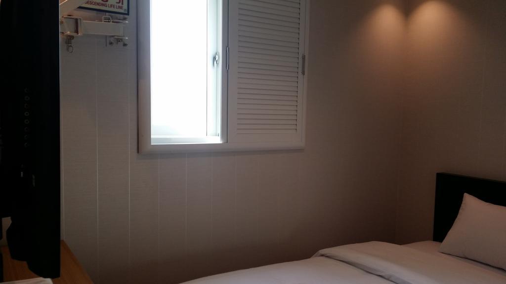 New Suwon Hotel חדר תמונה