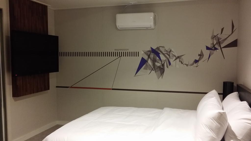 New Suwon Hotel מראה חיצוני תמונה